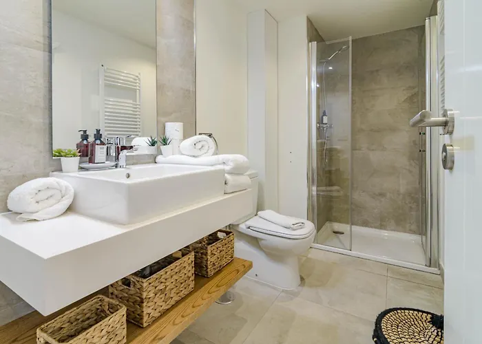 Inf3.1j - Stunning Next To Appartement Estepona