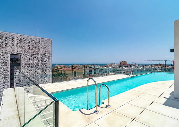 Inf3.1j - Stunning Next To *