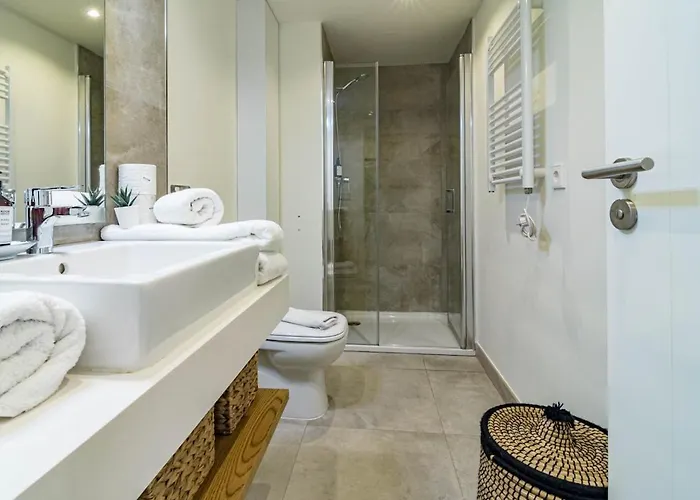 Inf3.1j - Stunning Next To Appartement Estepona