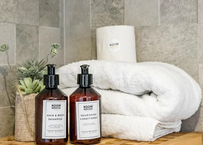 Inf3.1j - Stunning Next To Estepona