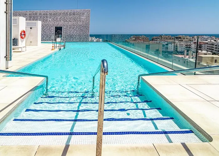 Inf3.1j - Stunning Next To * Estepona