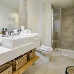 Inf3.1j - Stunning Next To Apartman Estepona