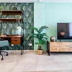 Inf3.1j - Stunning Next To * Estepona