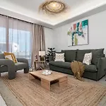 Inf3.1j - Stunning Next To Apartman